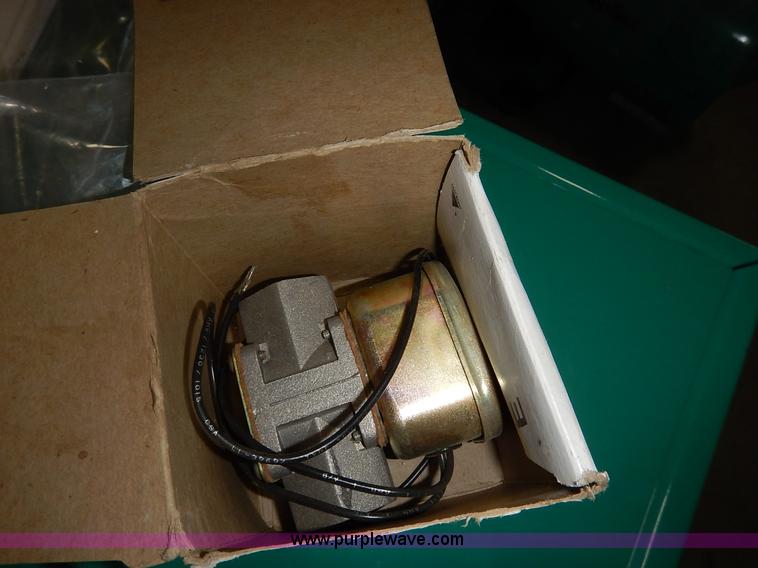 image for item BT9641 (5) assorted propane generator sets