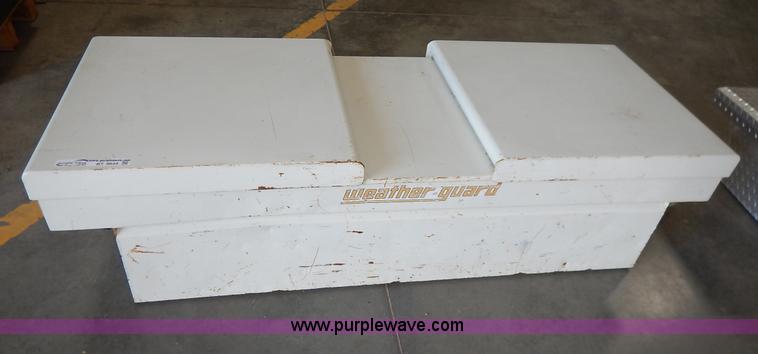 image for item BT9644 Assorted truck equipment