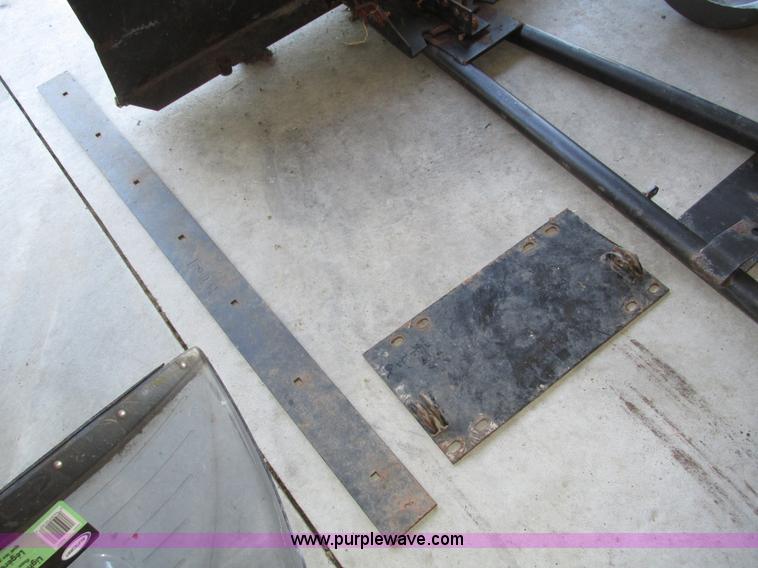 image for item H1121 Assorted snow removal tools and accessories