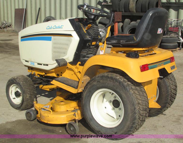 image for item H1125 Cub Cadet 1440 lawn mower