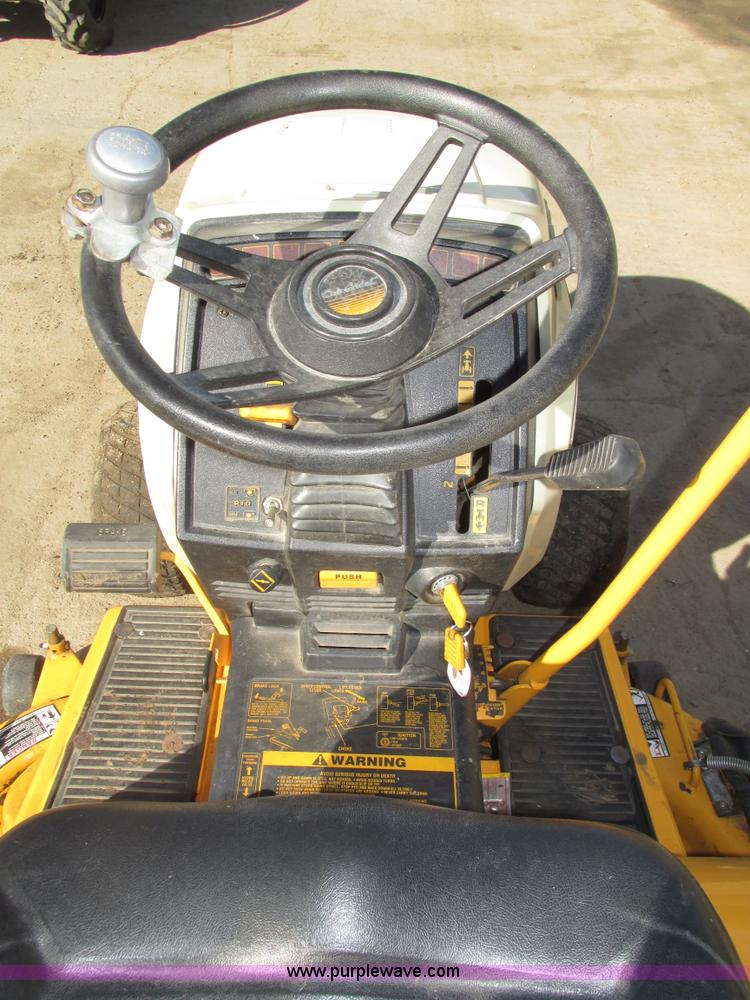 image for item H1125 Cub Cadet 1440 lawn mower