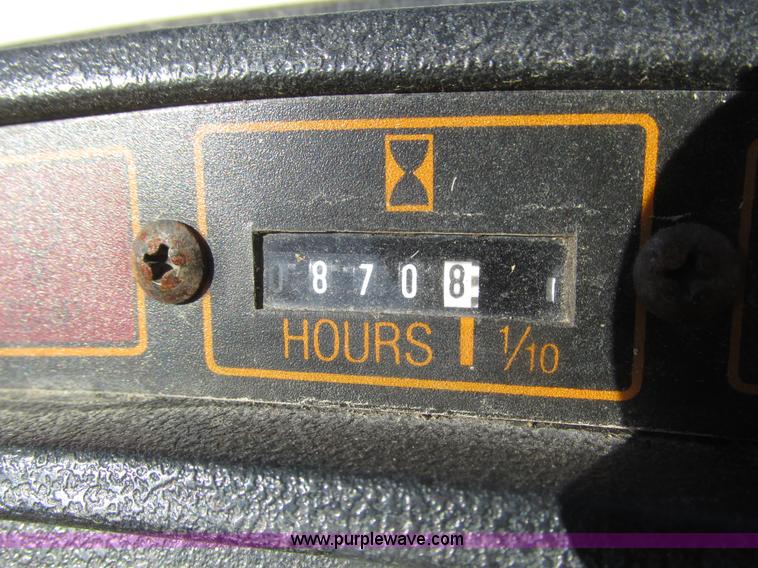 image for item H1125 Cub Cadet 1440 lawn mower