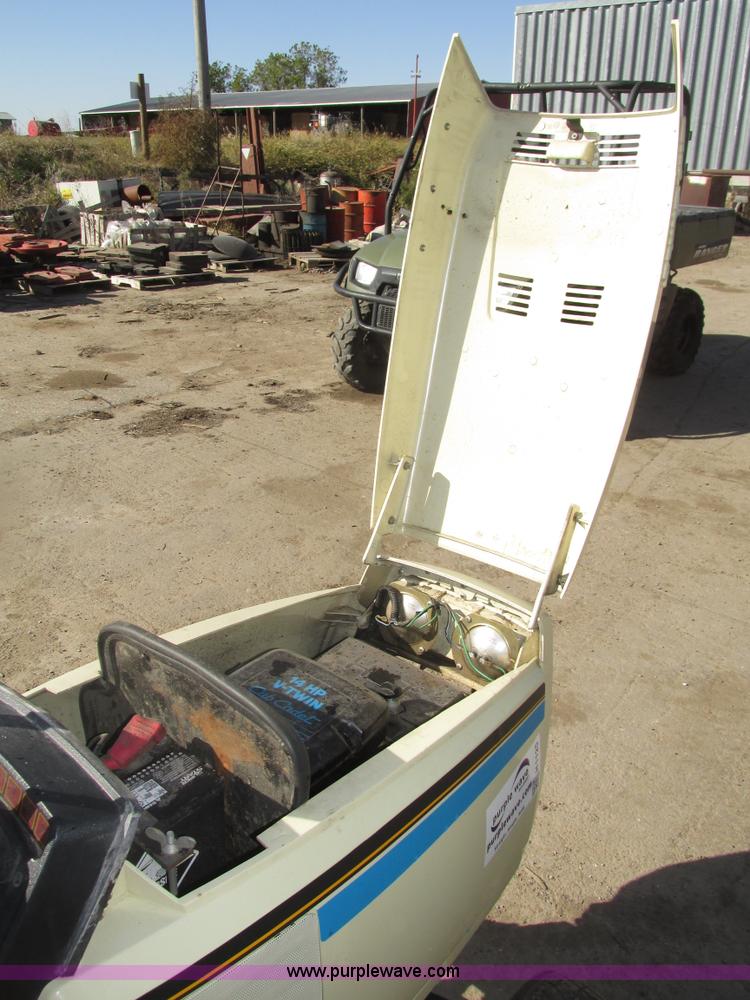 image for item H1125 Cub Cadet 1440 lawn mower