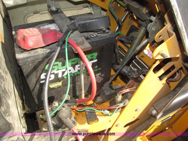 image for item H1125 Cub Cadet 1440 lawn mower