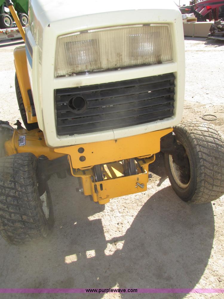 image for item H1125 Cub Cadet 1440 lawn mower