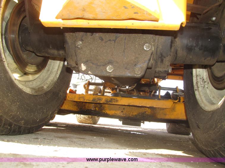 image for item H1125 Cub Cadet 1440 lawn mower