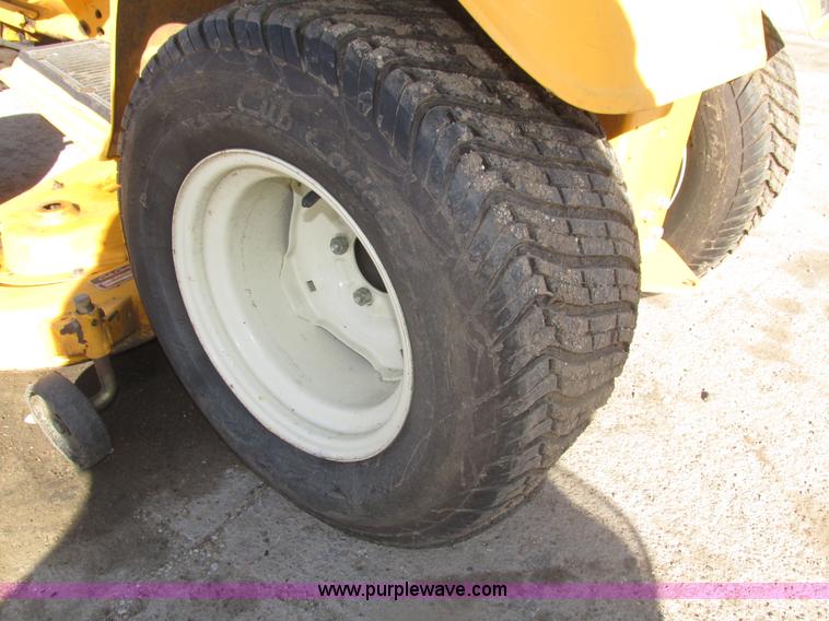 image for item H1125 Cub Cadet 1440 lawn mower