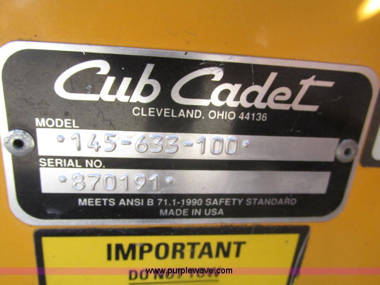 image for item H1125 Cub Cadet 1440 lawn mower