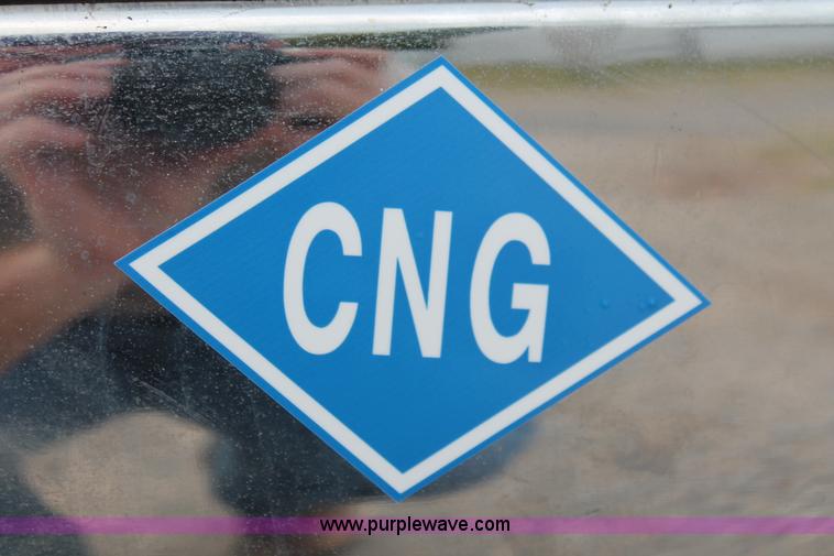 image for item H8087 2005 Chevrolet Silverado 2500HD Crew Cab pickup truck