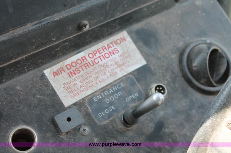 image for item H8089 1997 Thomas Built Saf-T-Liner MVP ER school bus