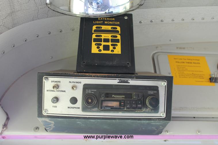 image for item H8089 1997 Thomas Built Saf-T-Liner MVP ER school bus