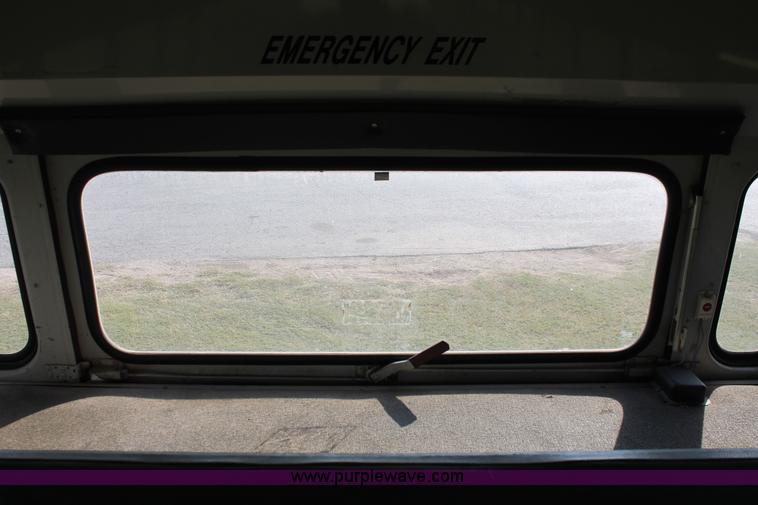 image for item H8089 1997 Thomas Built Saf-T-Liner MVP ER school bus