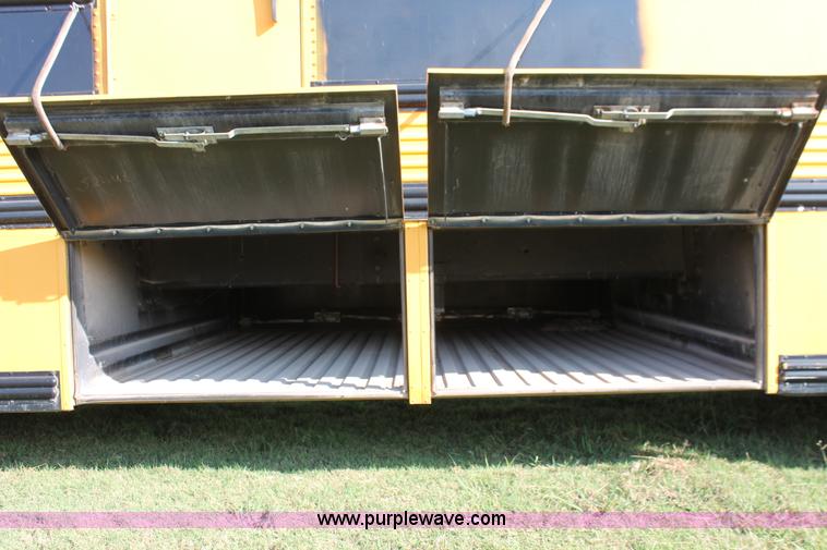 image for item H8089 1997 Thomas Built Saf-T-Liner MVP ER school bus