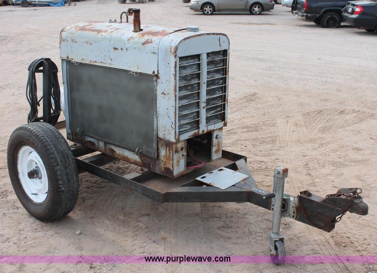 image for item H8093 Lincoln SA-200 Shield Arc welder