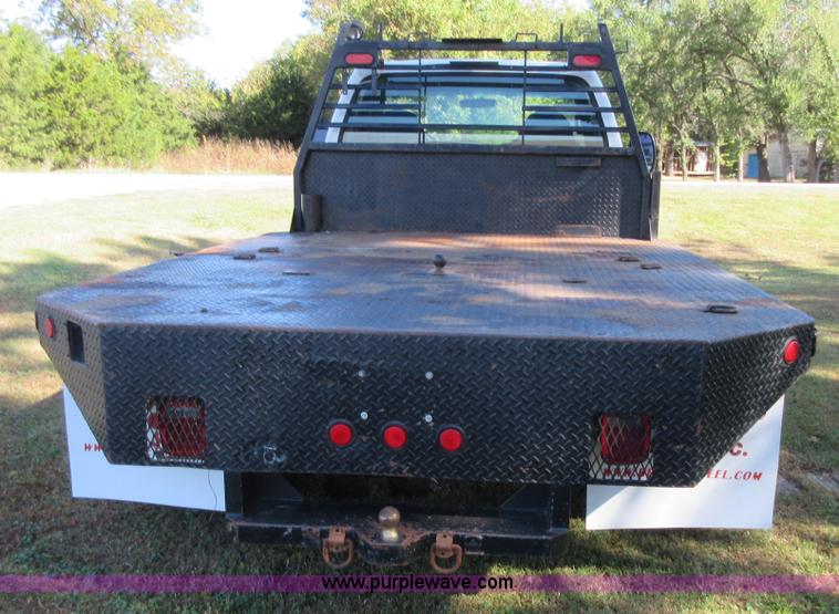 image for item I1939 1999 Ford F450 Super Duty flatbed truck
