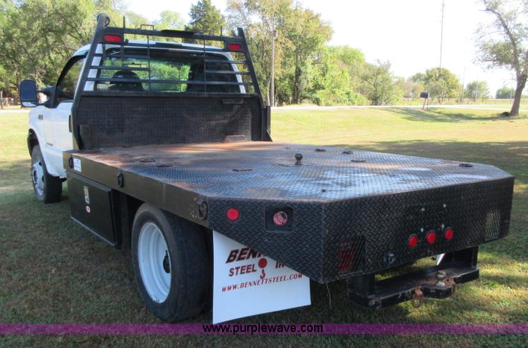 image for item I1939 1999 Ford F450 Super Duty flatbed truck