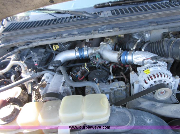 image for item I1939 1999 Ford F450 Super Duty flatbed truck