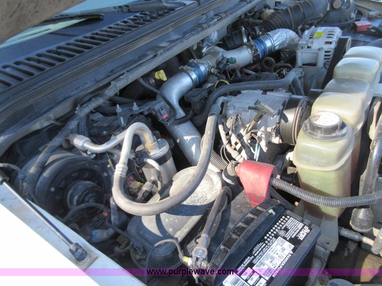 image for item I1939 1999 Ford F450 Super Duty flatbed truck