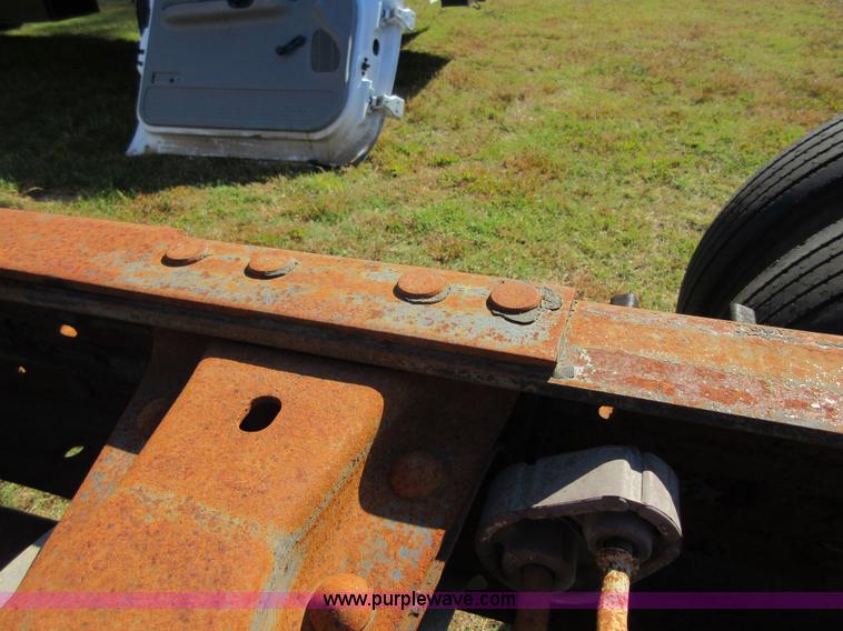 image for item I1941 1999 Ford F450 Super Duty truck cab and chassis