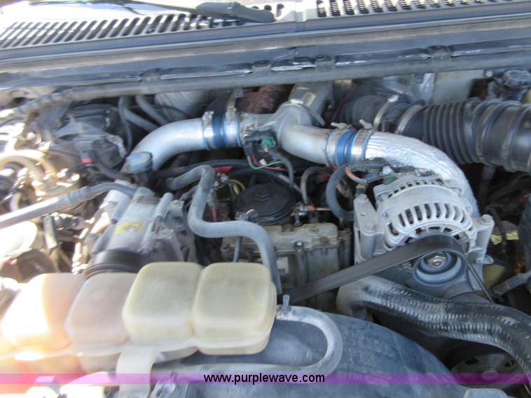 image for item I1941 1999 Ford F450 Super Duty truck cab and chassis