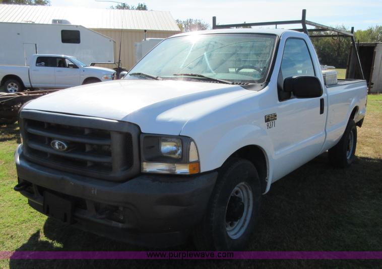 image for item I1945 2003 Ford F250 Super Duty pickup truck