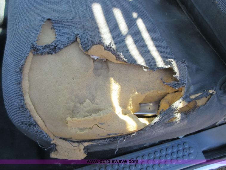 image for item I1945 2003 Ford F250 Super Duty pickup truck