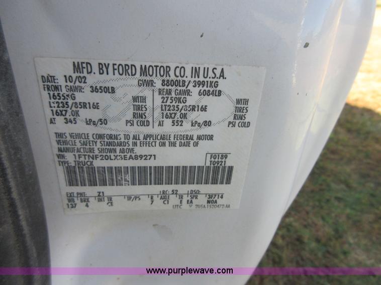 image for item I1945 2003 Ford F250 Super Duty pickup truck