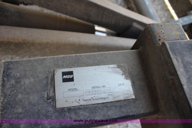 image for item J3659 2000 International 4700 box truck