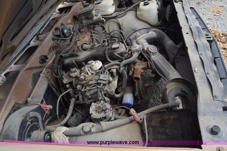 image for item J7203 1987 Chevrolet S10 pickup truck