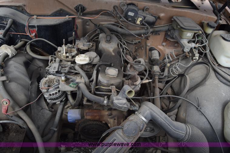 image for item J7203 1987 Chevrolet S10 pickup truck