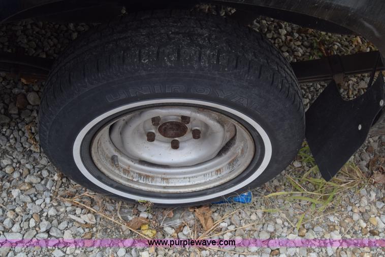 image for item J7203 1987 Chevrolet S10 pickup truck