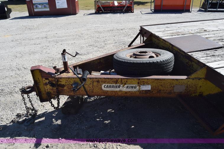 image for item J7844 1984 Carrier King equipment trailer