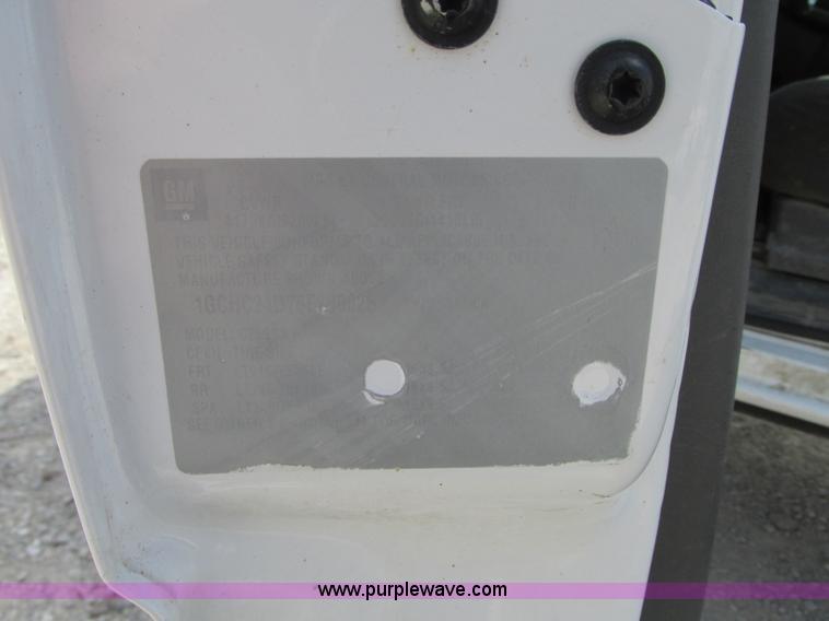 image for item J8719 2006 Chevrolet Silverado 2500HD pickup truck