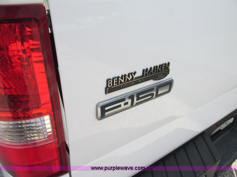 image for item J8722 2006 Ford F150 XL SuperCab pickup truck