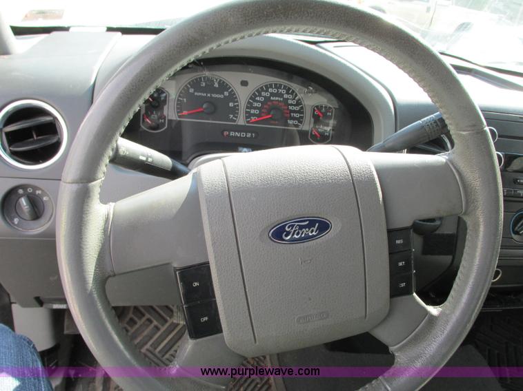 image for item J8723 2008 Ford F150 XLT SuperCab pickup truck