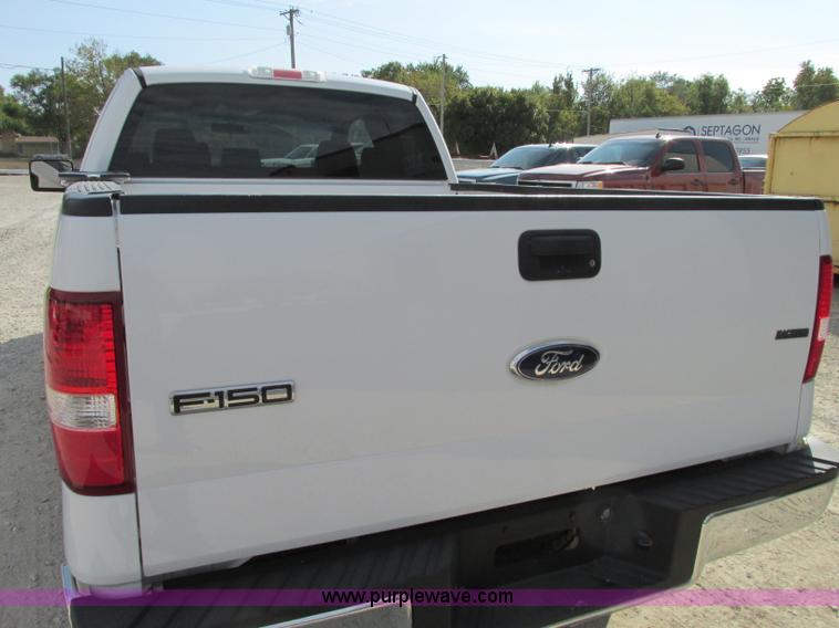 image for item J8723 2008 Ford F150 XLT SuperCab pickup truck
