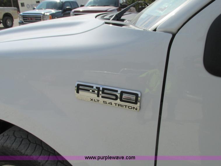 image for item J8723 2008 Ford F150 XLT SuperCab pickup truck