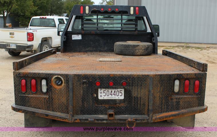 image for item K1195 2008 Ford F350 Super Duty XL flatbed pickup truck