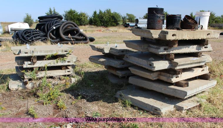 image for item K1206 (14) concrete wall section