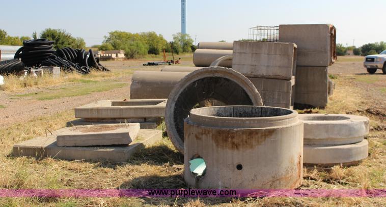 image for item K1207 Assorted concrete culverts