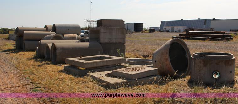 image for item K1207 Assorted concrete culverts