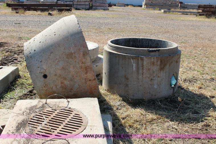 image for item K1207 Assorted concrete culverts