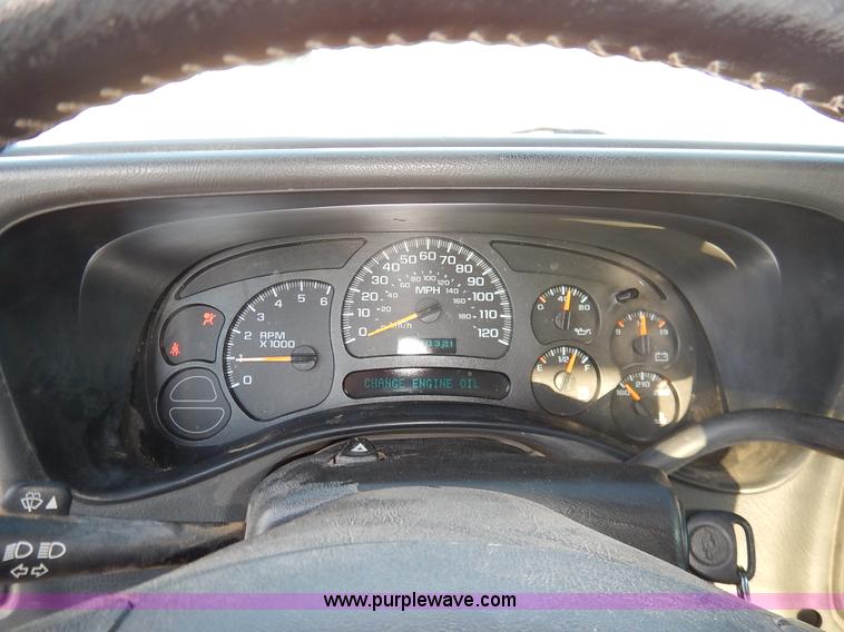 image for item K1730 2005 Chevrolet Silverado 1500 LS Ext. Cab pickup truck