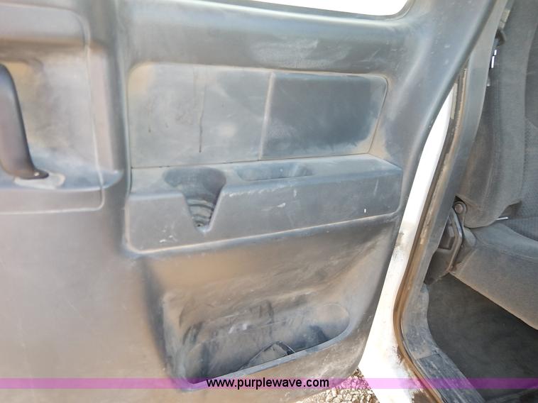 image for item K1730 2005 Chevrolet Silverado 1500 LS Ext. Cab pickup truck