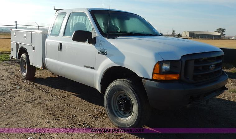 image for item K1732 1999 Ford F250 Super Duty SuperCab utility truck