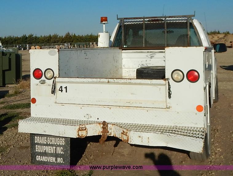 image for item K1732 1999 Ford F250 Super Duty SuperCab utility truck