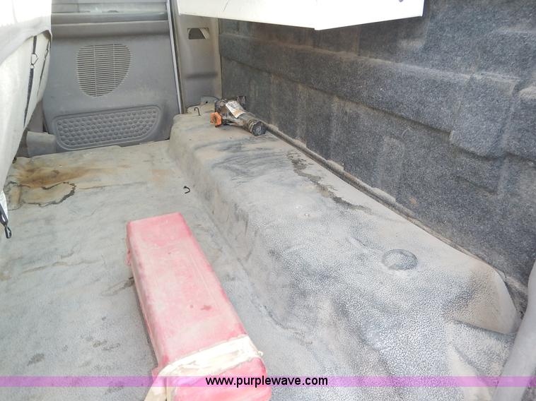 image for item K1732 1999 Ford F250 Super Duty SuperCab utility truck