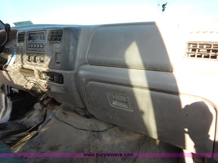 image for item K1732 1999 Ford F250 Super Duty SuperCab utility truck