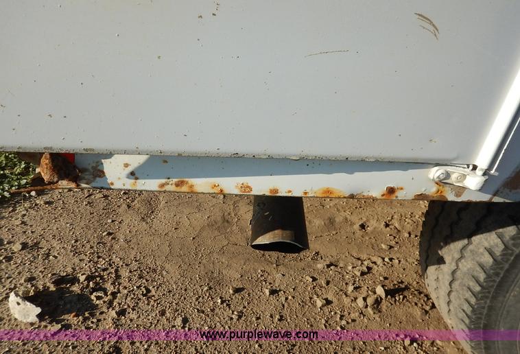 image for item K1732 1999 Ford F250 Super Duty SuperCab utility truck