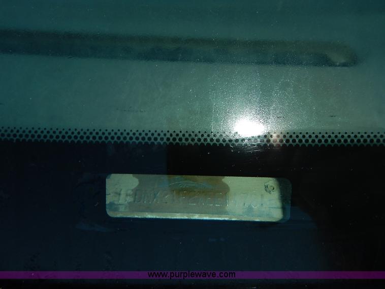 image for item K1732 1999 Ford F250 Super Duty SuperCab utility truck